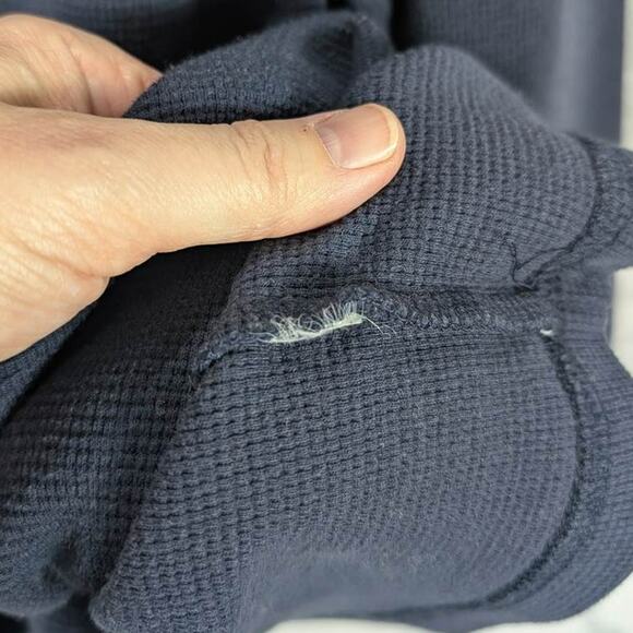 Old Navy Shirt XXL Navy Long Sleeve Thermal Waffle Knit Tribeca NYC 93 Graphic - Picture 8 of 10